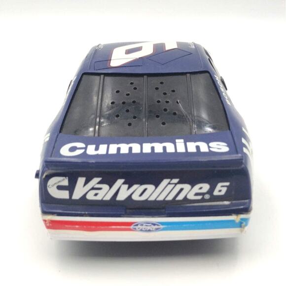 Vintage 1997 Toy Biz NASCAR Rumble N' Roar Race Car Mark Martin Valvoline 10" - Picture 4 of 8